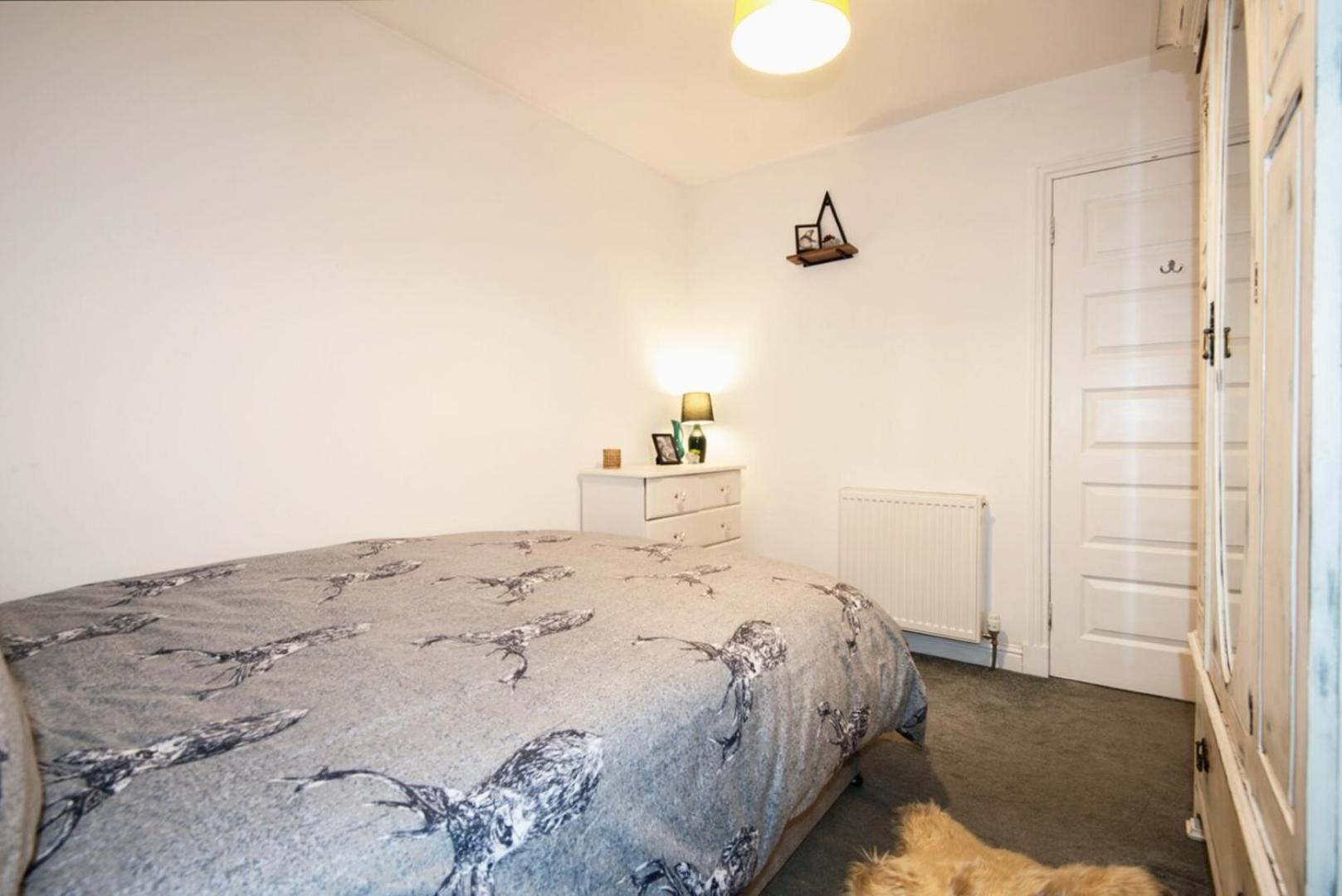 Charming 2 Bedroom Flat In The Heart Of Kirriemuir Exteriör bild